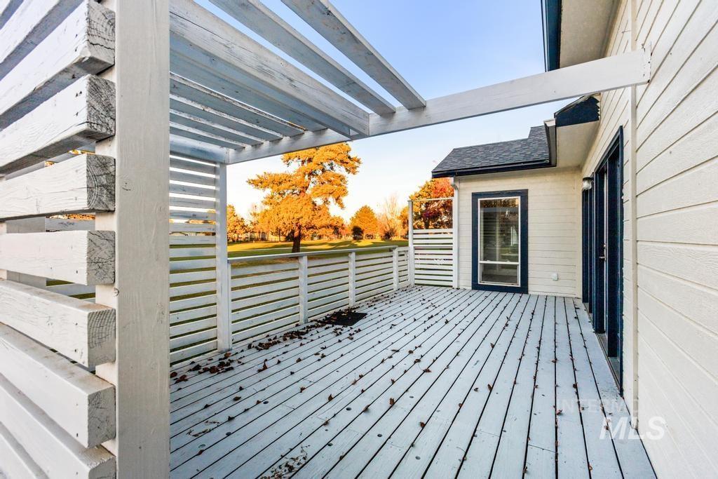 3684 W Stanwich Dr, Meridian, Idaho 83646, 4 Bedrooms, 3 Bathrooms, Residential For Sale, Price $549,000,MLS 98970768