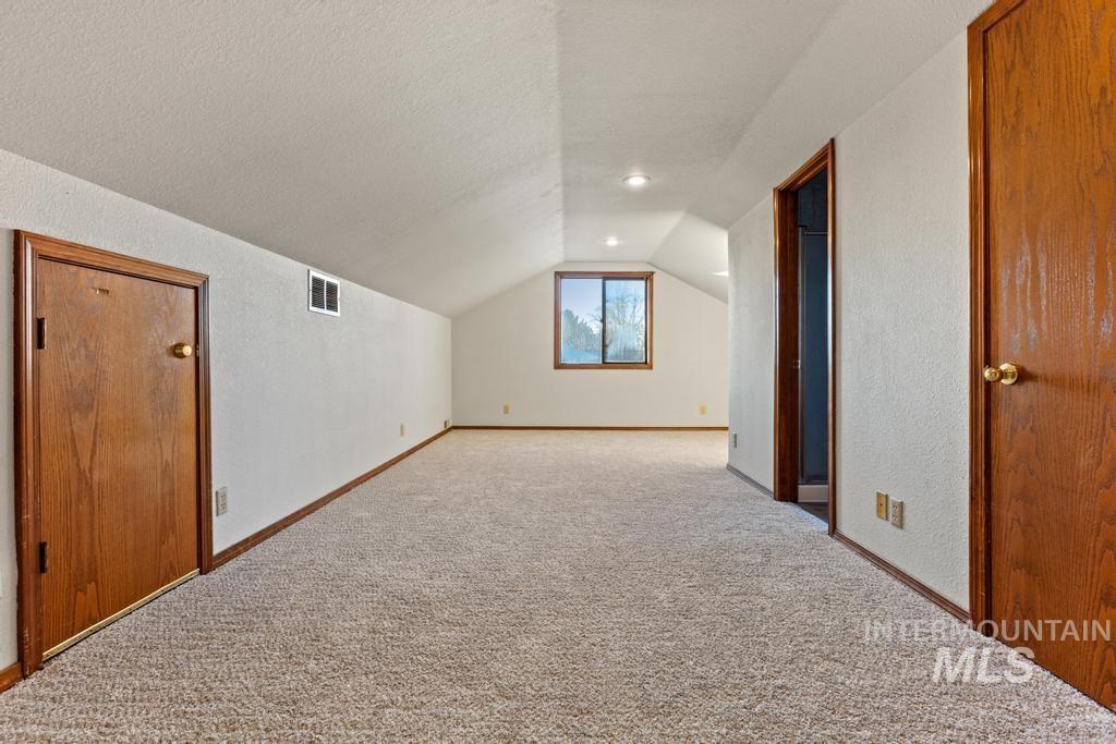 3684 W Stanwich Dr, Meridian, Idaho 83646, 4 Bedrooms, 3 Bathrooms, Residential For Sale, Price $549,000,MLS 98970768