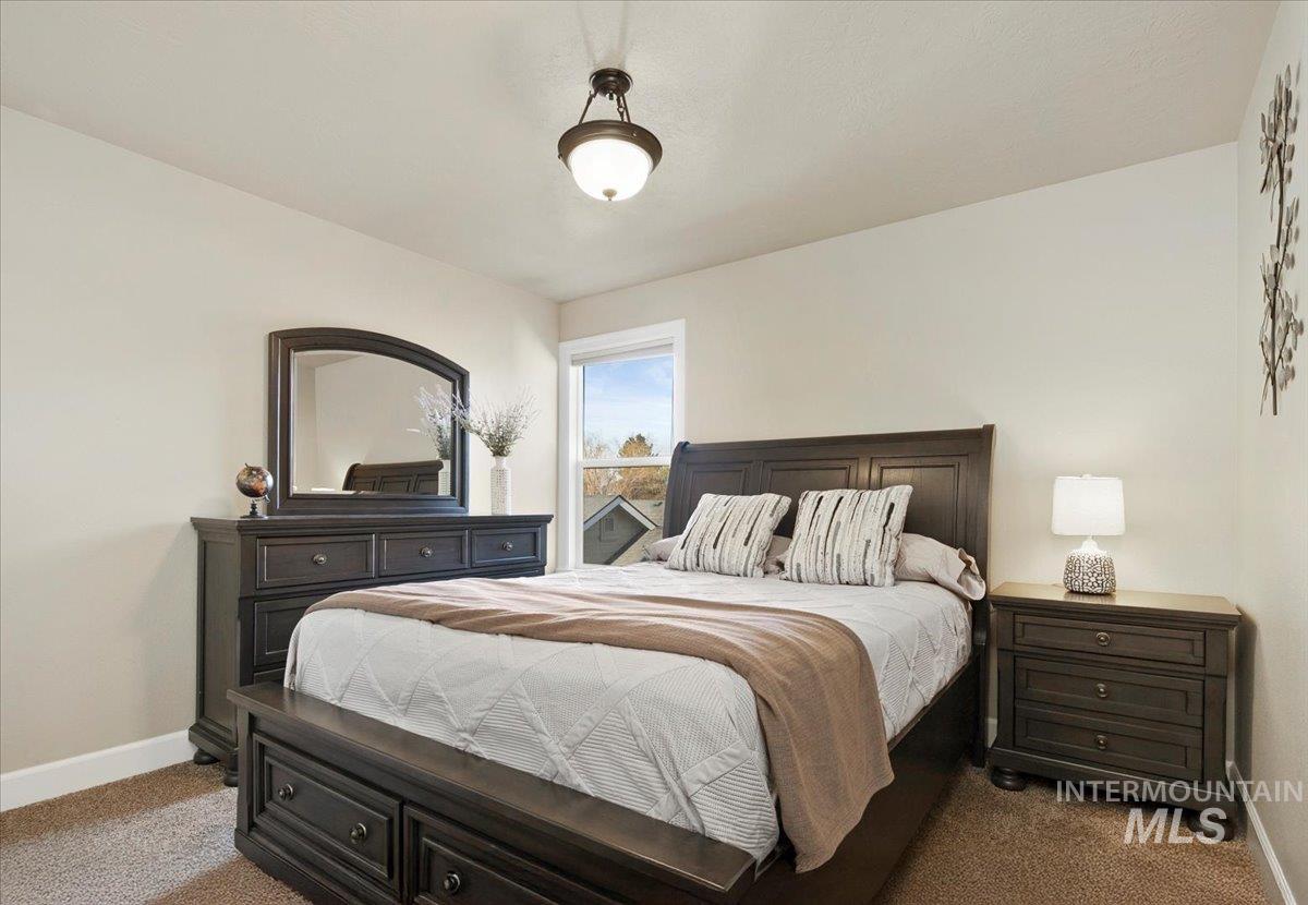 3965 N Heritage View Ave, Meridian, Idaho 83646, 3 Bedrooms, 2.5 Bathrooms, Residential For Sale, Price $524,900,MLS 98970771