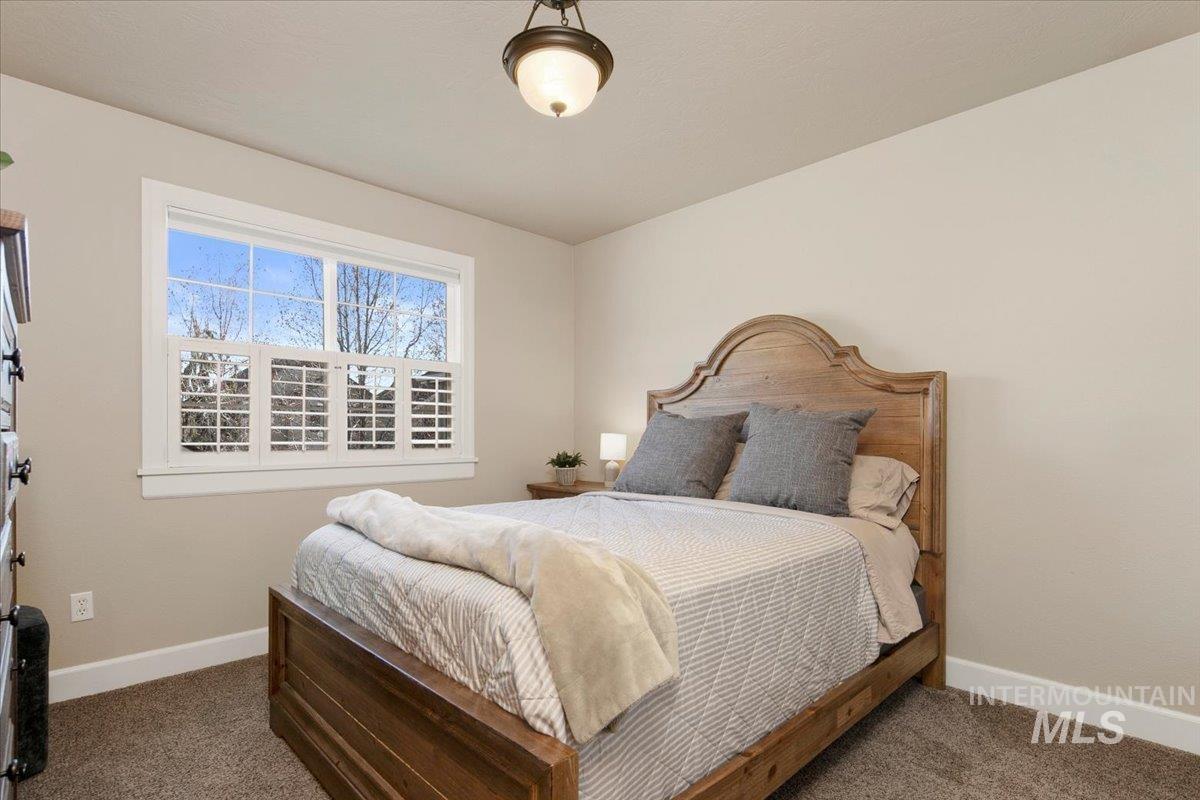 3965 N Heritage View Ave, Meridian, Idaho 83646, 3 Bedrooms, 2.5 Bathrooms, Residential For Sale, Price $524,900,MLS 98970771