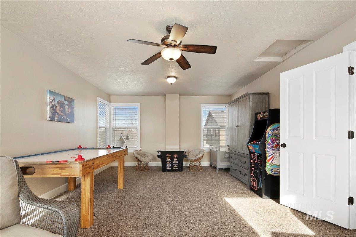 3965 N Heritage View Ave, Meridian, Idaho 83646, 3 Bedrooms, 2.5 Bathrooms, Residential For Sale, Price $524,900,MLS 98970771