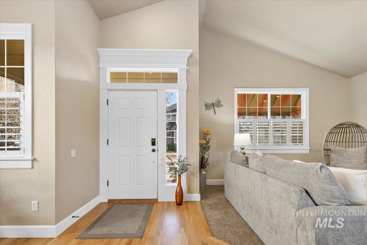 3965 N Heritage View Ave, Meridian, Idaho 83646, 3 Bedrooms, 2.5 Bathrooms, Residential For Sale, Price $524,900,MLS 98970771