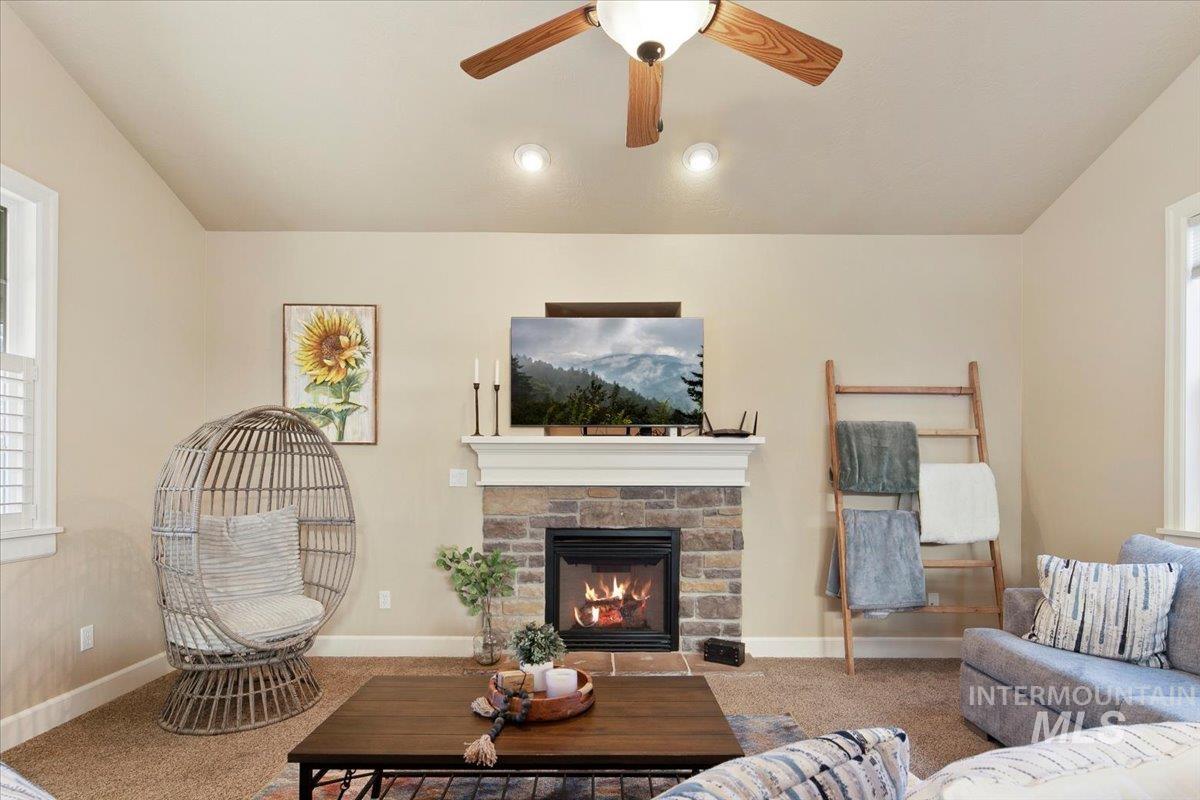 3965 N Heritage View Ave, Meridian, Idaho 83646, 3 Bedrooms, 2.5 Bathrooms, Residential For Sale, Price $524,900,MLS 98970771