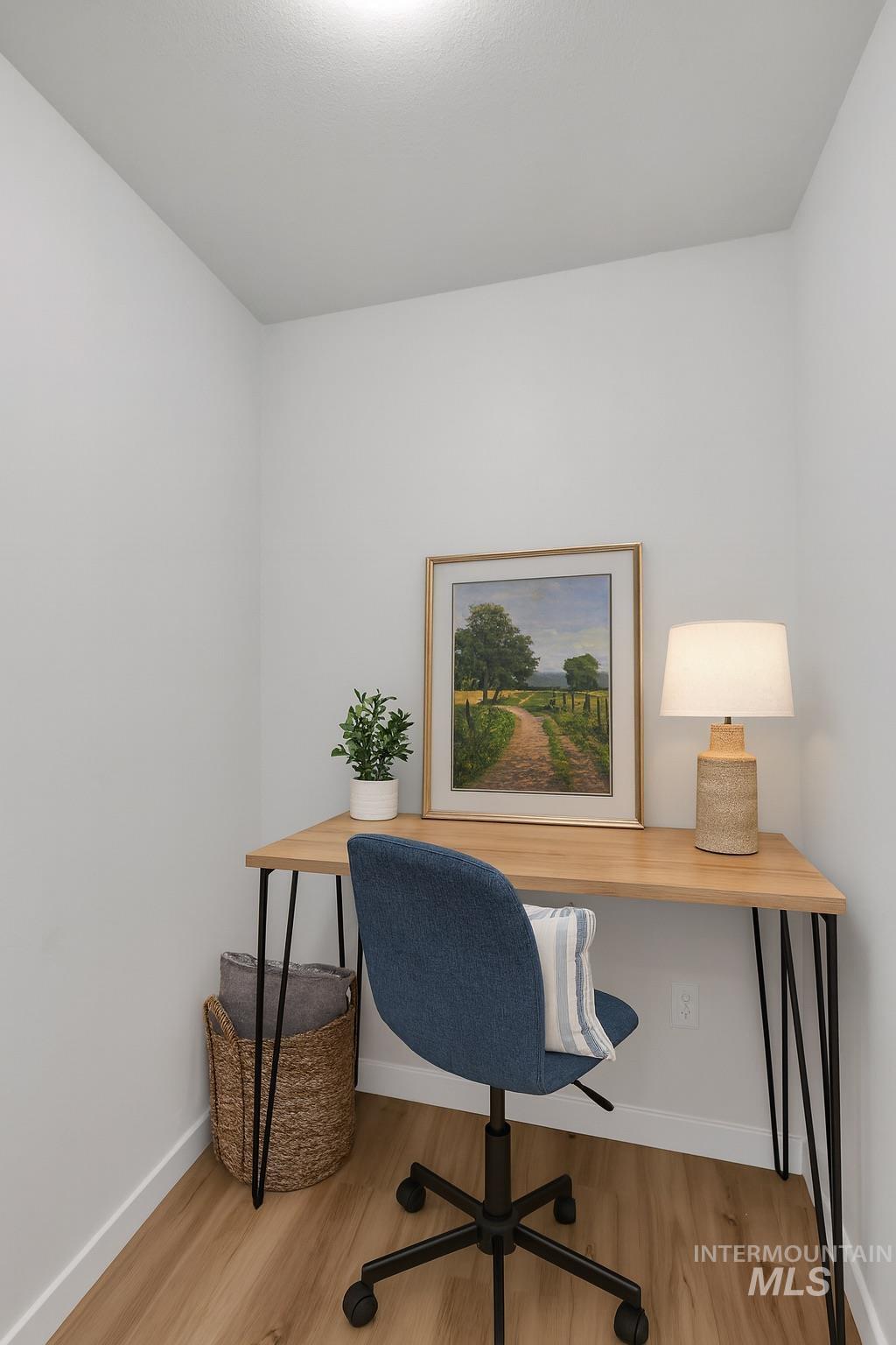 1070 W Indian Valley Rd, Indian Valley, Idaho 83632, 3 Bedrooms, 3 Bathrooms, Residential For Sale, Price $649,000,MLS 98970772