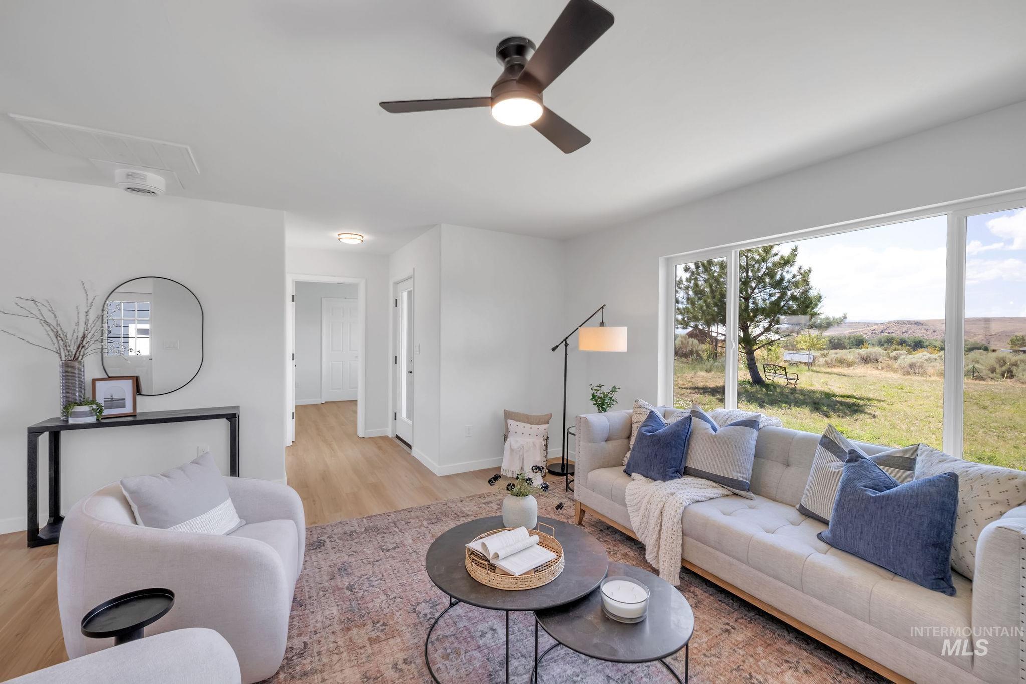 1070 W Indian Valley Rd, Indian Valley, Idaho 83632, 3 Bedrooms, 3 Bathrooms, Residential For Sale, Price $649,000,MLS 98970772