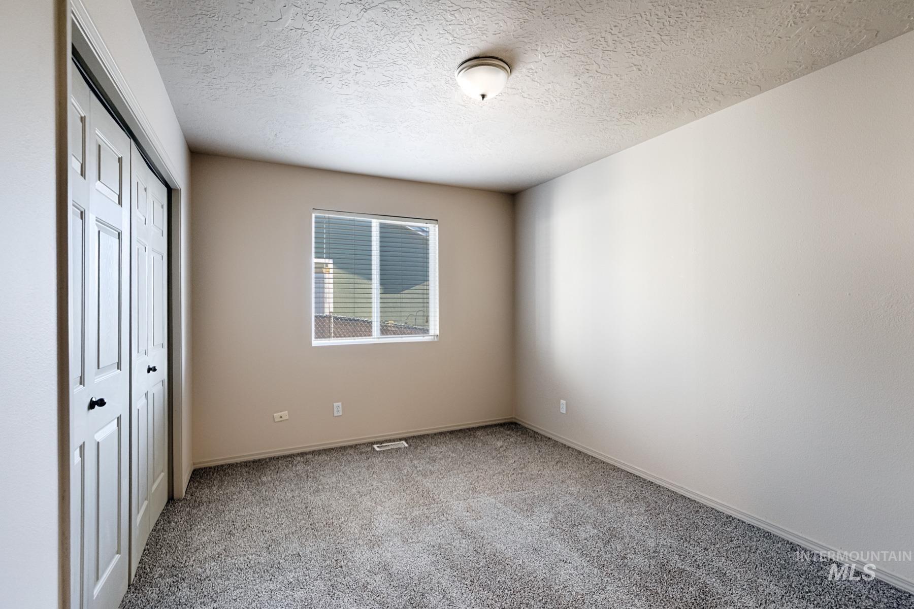 2829 Cougar, Nampa, Idaho 83687, 2 Bedrooms, 2 Bathrooms, Residential For Sale, Price $290,000,MLS 98970774