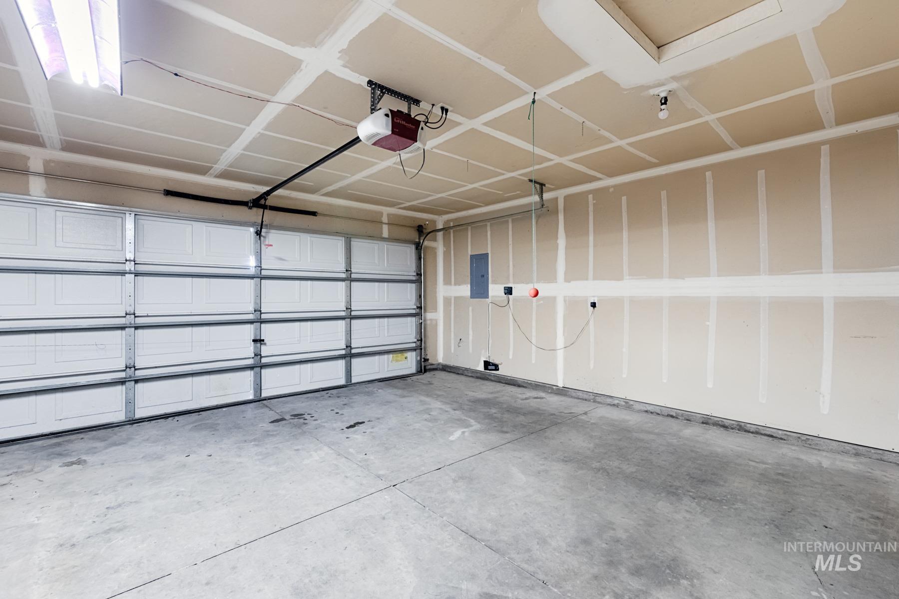 2829 Cougar, Nampa, Idaho 83687, 2 Bedrooms, 2 Bathrooms, Residential For Sale, Price $290,000,MLS 98970774