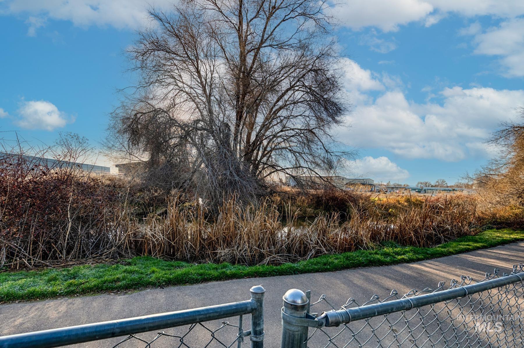 2829 Cougar, Nampa, Idaho 83687, 2 Bedrooms, 2 Bathrooms, Residential For Sale, Price $290,000,MLS 98970774