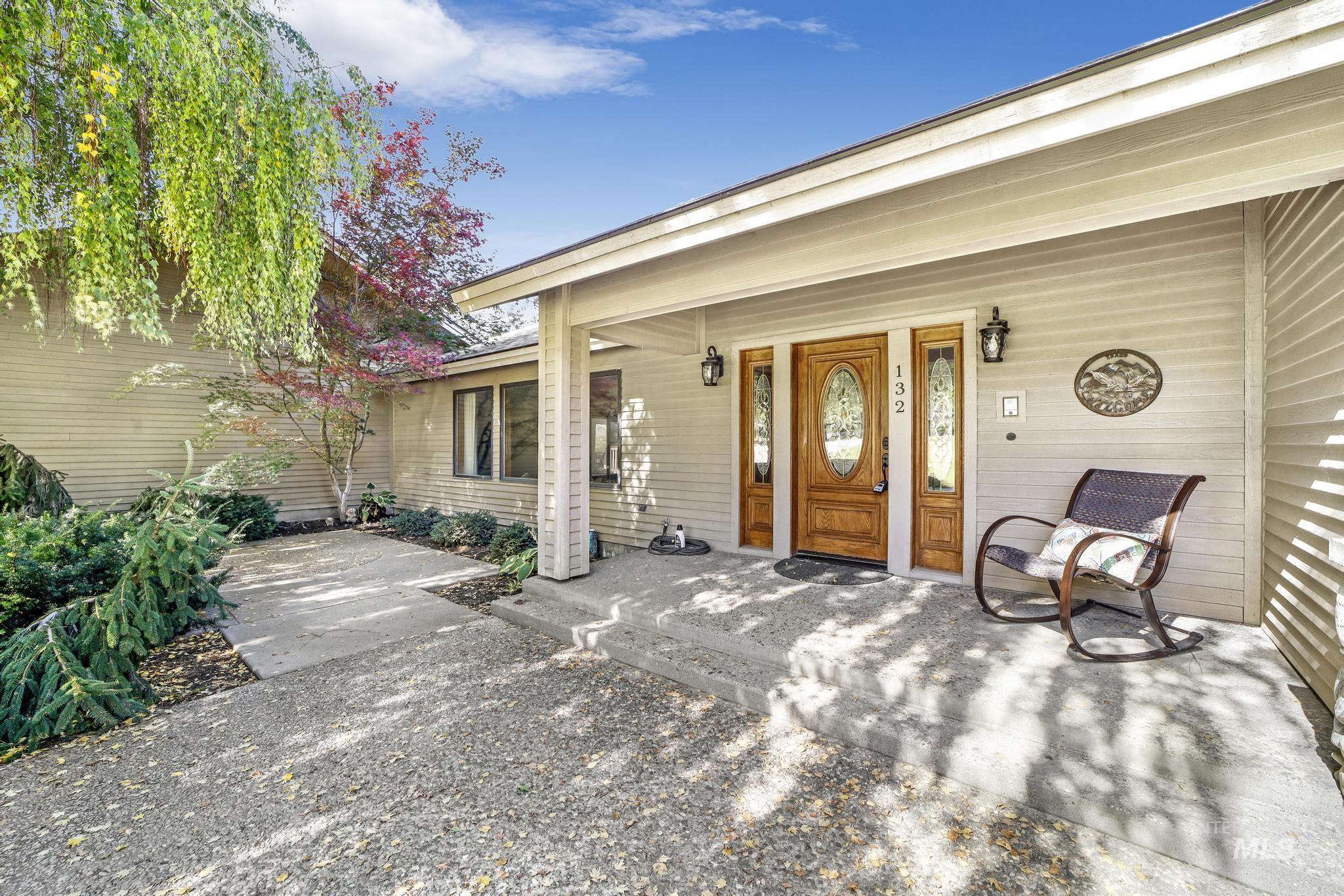 132 Country Club Drive, Buhl, Idaho 83316, 4 Bedrooms, 2.5 Bathrooms, Residential For Sale, Price $710,000,MLS 98970777