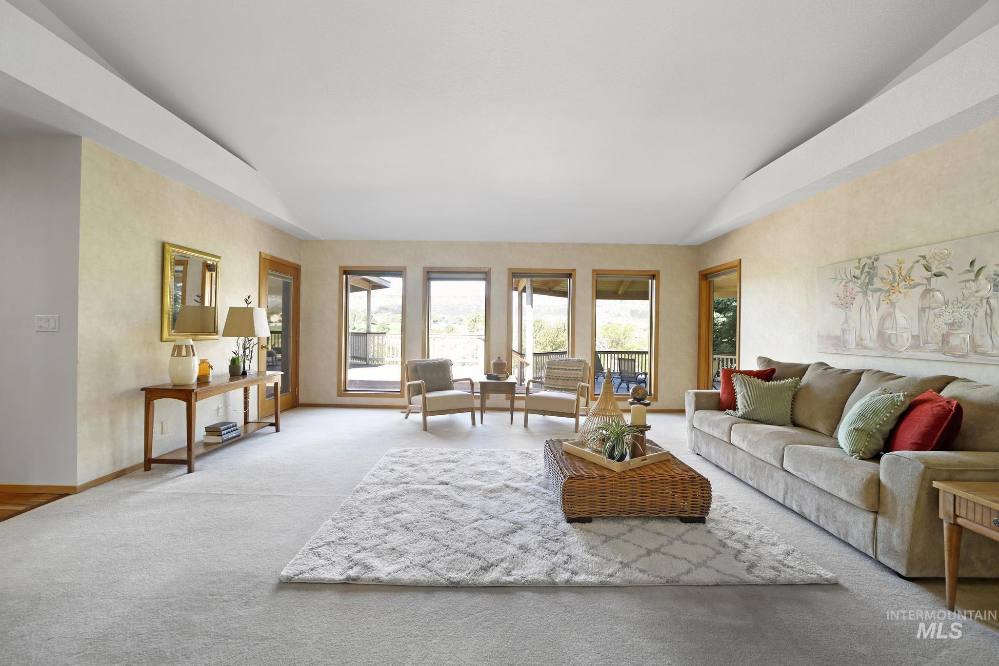 132 Country Club Drive, Buhl, Idaho 83316, 4 Bedrooms, 2.5 Bathrooms, Residential For Sale, Price $710,000,MLS 98970777