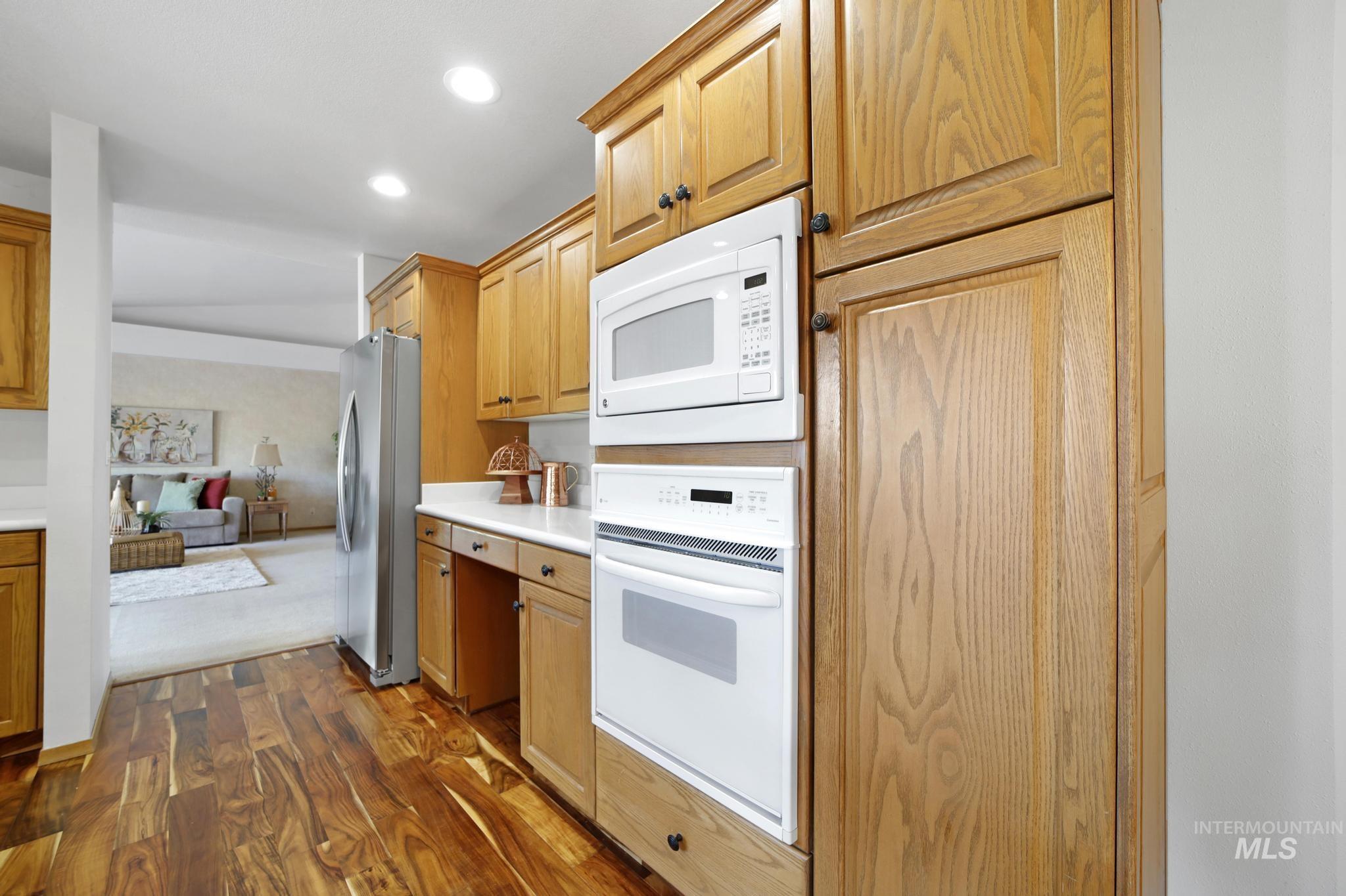 132 Country Club Drive, Buhl, Idaho 83316, 4 Bedrooms, 2.5 Bathrooms, Residential For Sale, Price $710,000,MLS 98970777