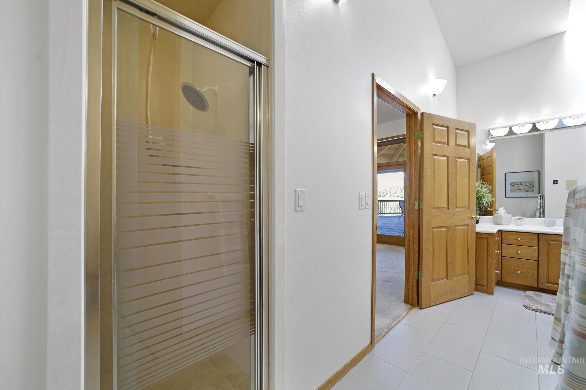 132 Country Club Drive, Buhl, Idaho 83316, 4 Bedrooms, 2.5 Bathrooms, Residential For Sale, Price $710,000,MLS 98970777