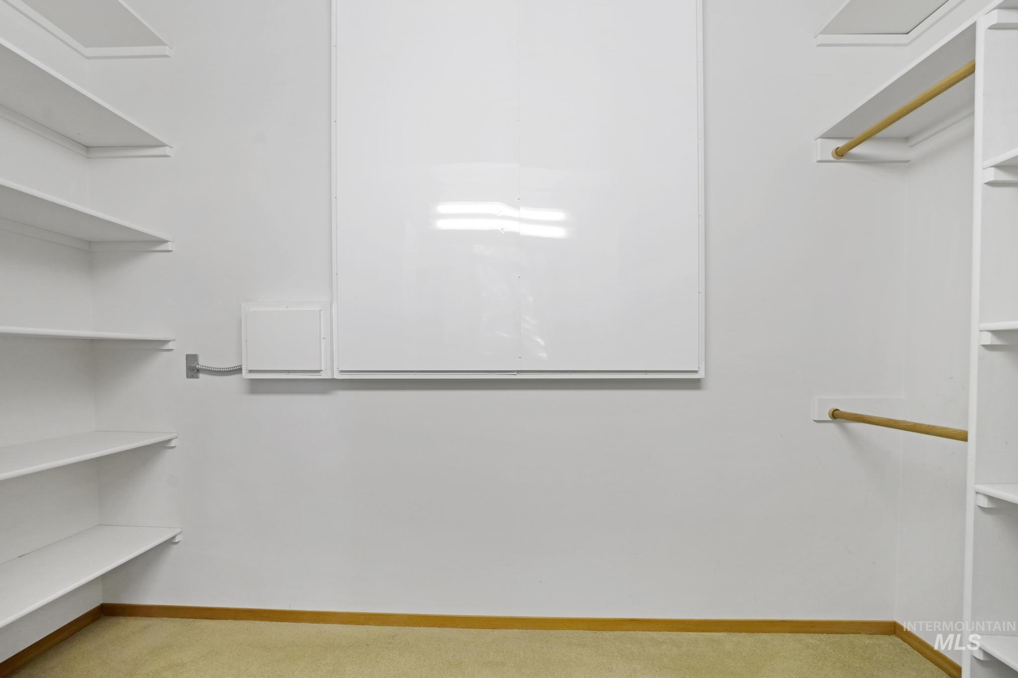 132 Country Club Drive, Buhl, Idaho 83316, 4 Bedrooms, 2.5 Bathrooms, Residential For Sale, Price $710,000,MLS 98970777