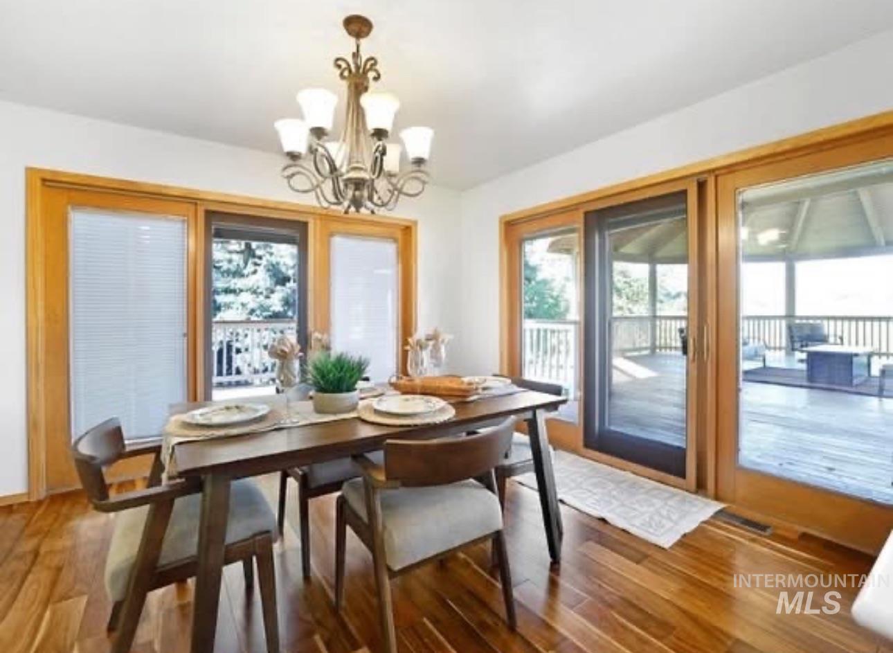 132 Country Club Drive, Buhl, Idaho 83316, 4 Bedrooms, 2.5 Bathrooms, Residential For Sale, Price $710,000,MLS 98970777