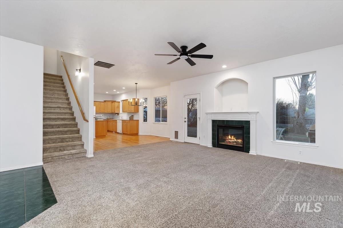 2213 E Celia Ct., Eagle, Idaho 83616, 3 Bedrooms, 3 Bathrooms, Residential For Sale, Price $539,900,MLS 98970778