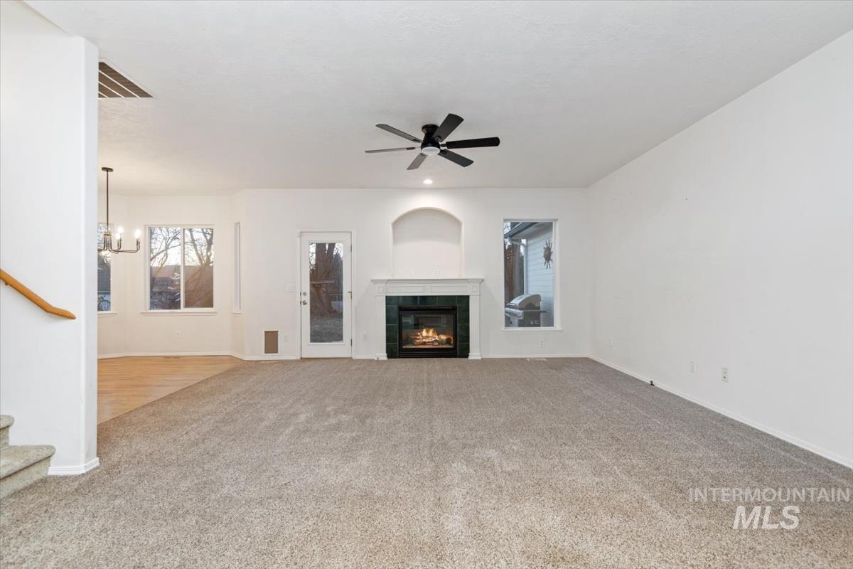 2213 E Celia Ct., Eagle, Idaho 83616, 3 Bedrooms, 3 Bathrooms, Residential For Sale, Price $539,900,MLS 98970778