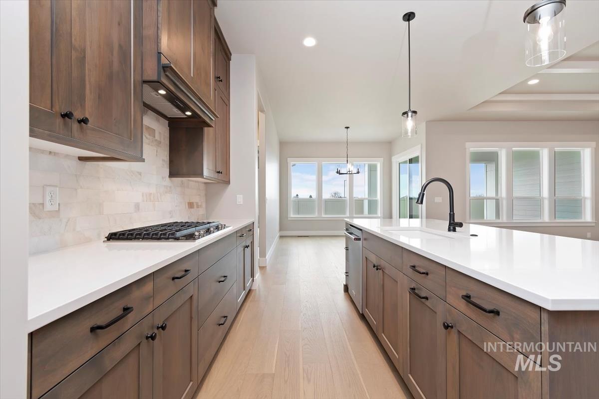 2109 N Rockdale Ave., Kuna, Idaho 83634, 4 Bedrooms, 3.5 Bathrooms, Residential For Sale, Price $879,880, 98970781