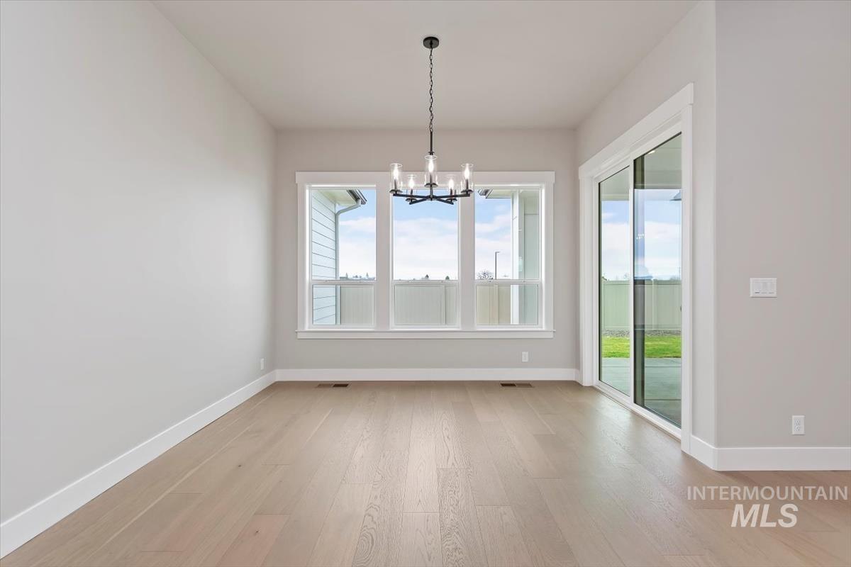 2109 N Rockdale Ave., Kuna, Idaho 83634, 4 Bedrooms, 3.5 Bathrooms, Residential For Sale, Price $879,880, 98970781