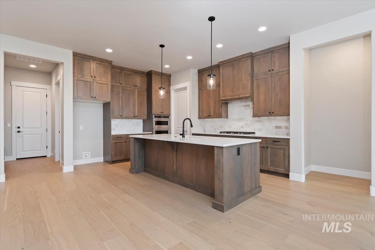 2109 N Rockdale Ave., Kuna, Idaho 83634, 4 Bedrooms, 3.5 Bathrooms, Residential For Sale, Price $884,880,MLS 98970781