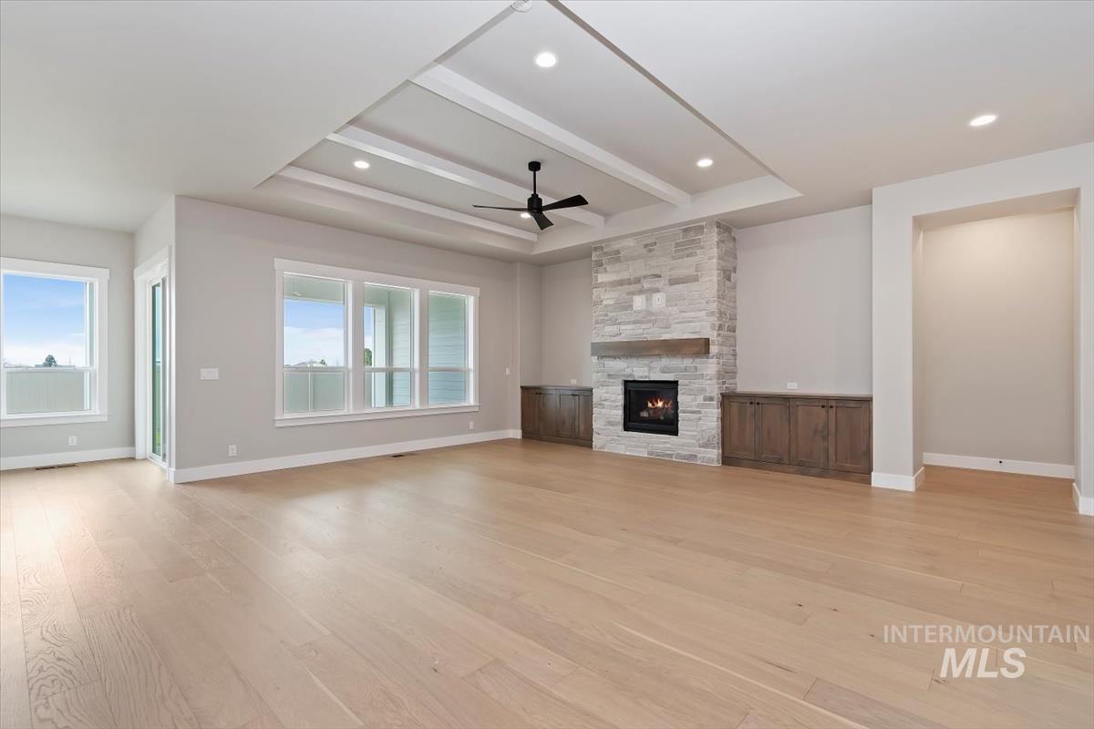 2109 N Rockdale Ave., Kuna, Idaho 83634, 4 Bedrooms, 3.5 Bathrooms, Residential For Sale, Price $879,880, 98970781