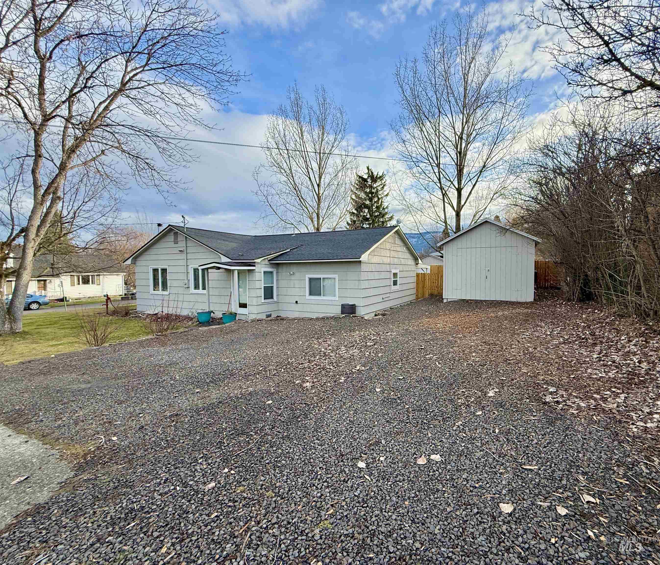 902 S Idaho Avenue, Grangeville, Idaho 83530, 3 Bedrooms, 1.5 Bathrooms, Residential For Sale, Price $360,000, 98970788