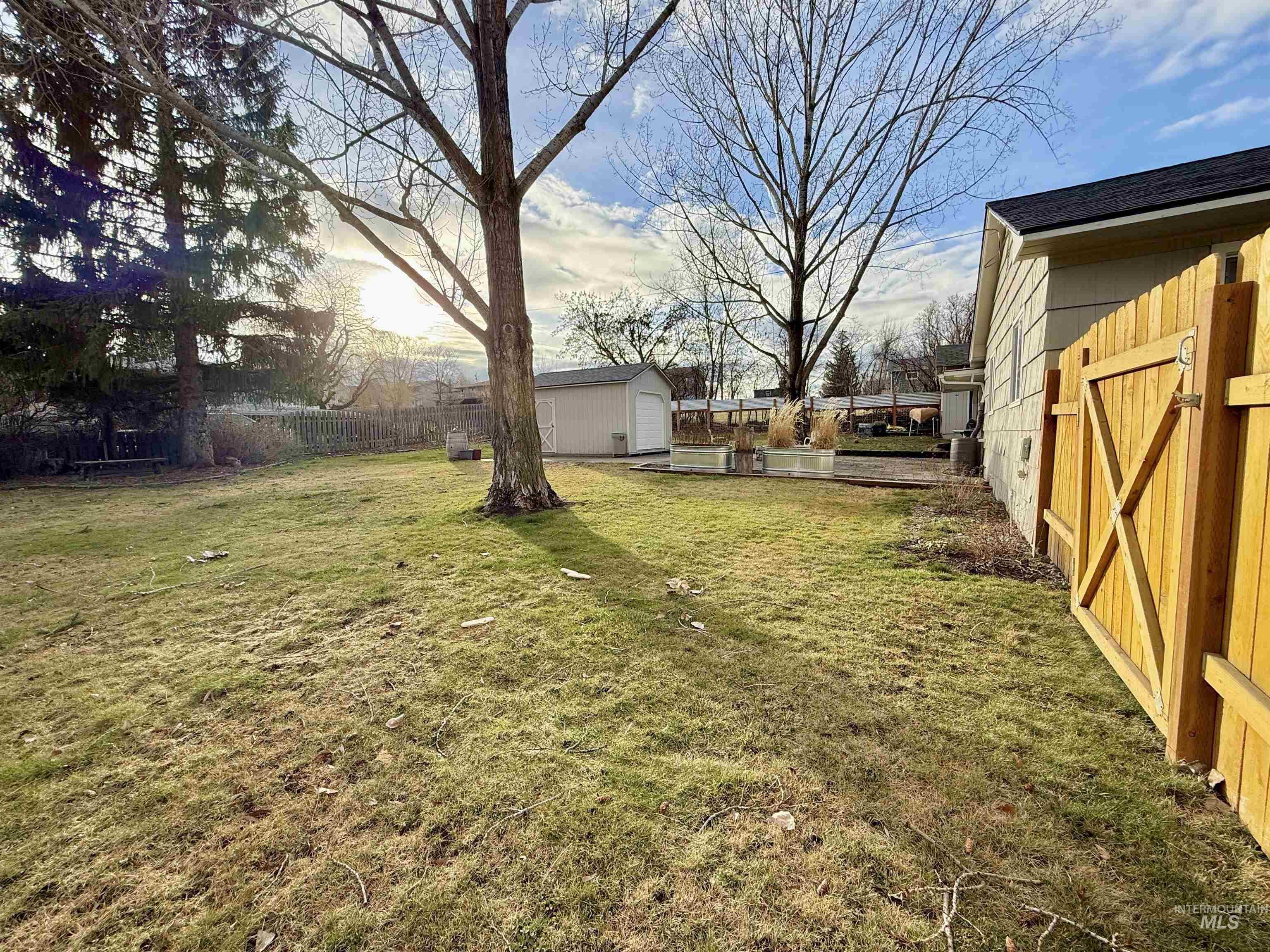 902 S Idaho Avenue, Grangeville, Idaho 83530, 3 Bedrooms, 1.5 Bathrooms, Residential For Sale, Price $360,000, 98970788