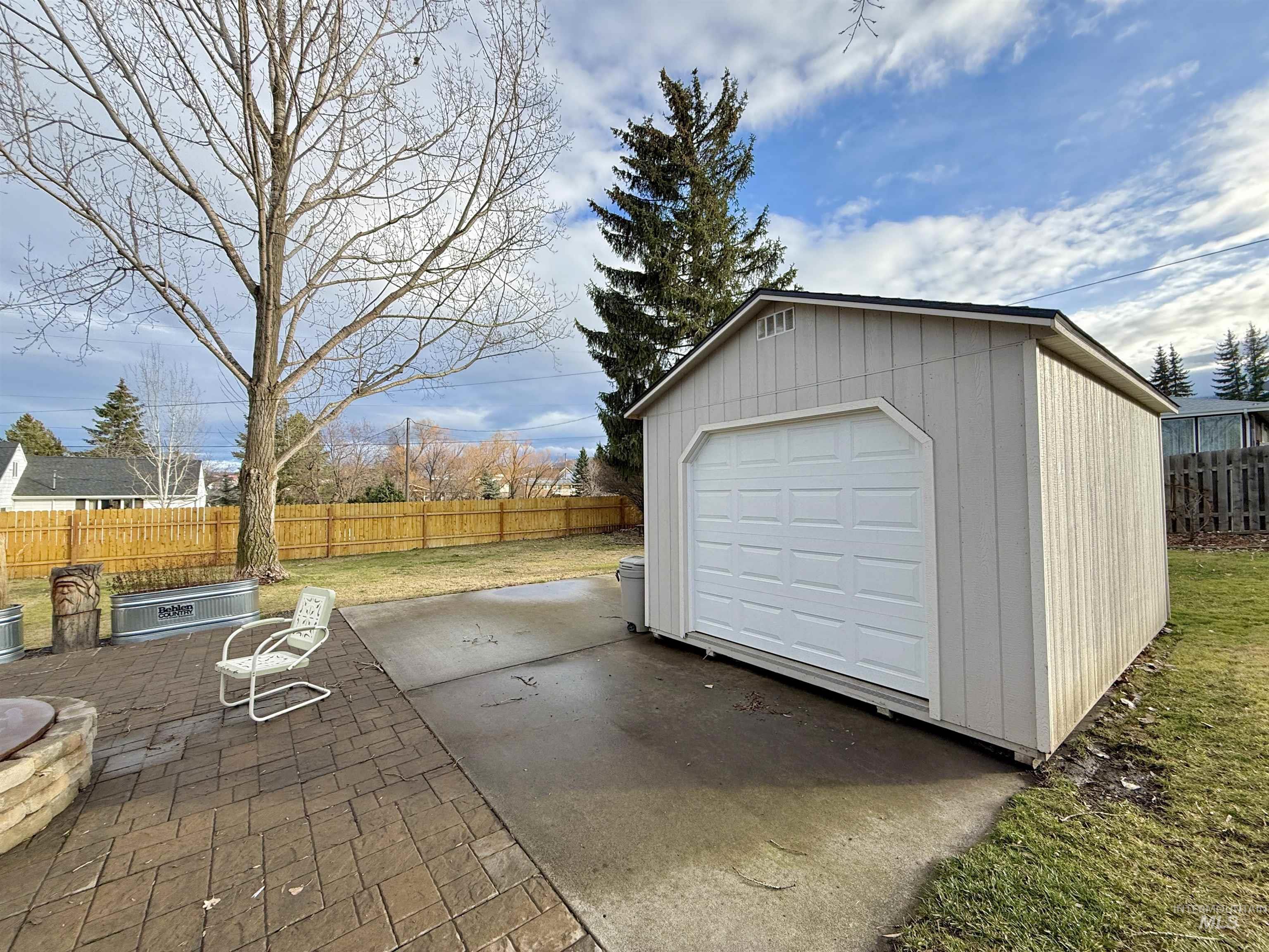 902 S Idaho Avenue, Grangeville, Idaho 83530, 3 Bedrooms, 1.5 Bathrooms, Residential For Sale, Price $360,000, 98970788