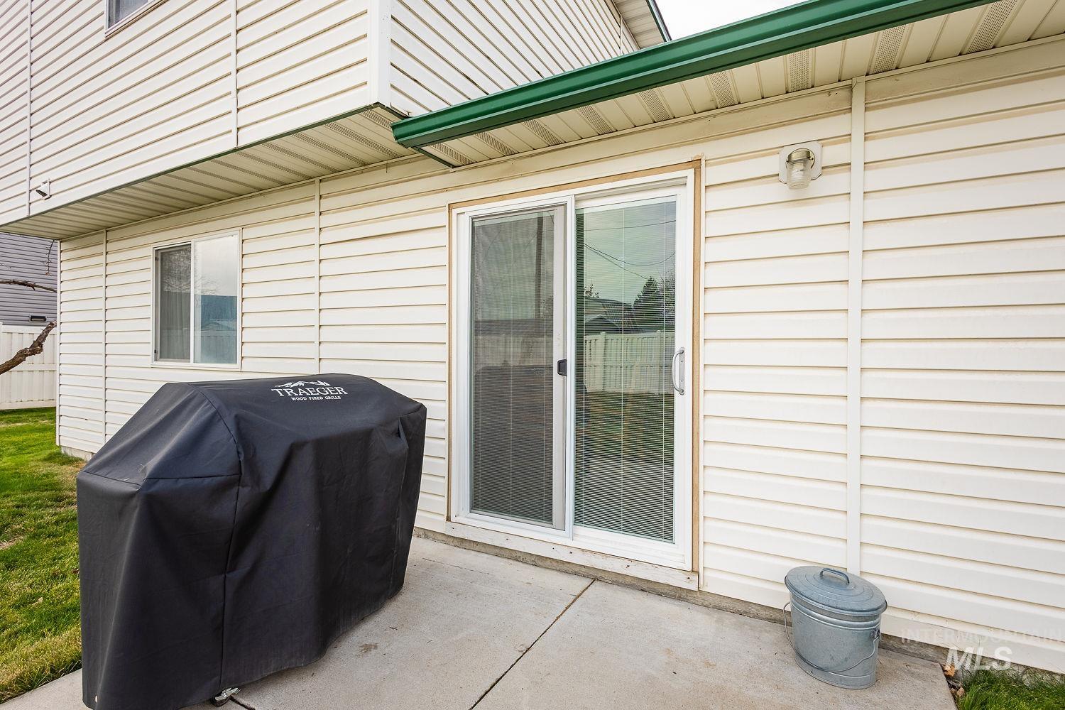 2150 Bishop Ave, Fruitland, Idaho 83619, 3 Bedrooms, 2.5 Bathrooms, Residential For Sale, Price $364,999,MLS 98970790