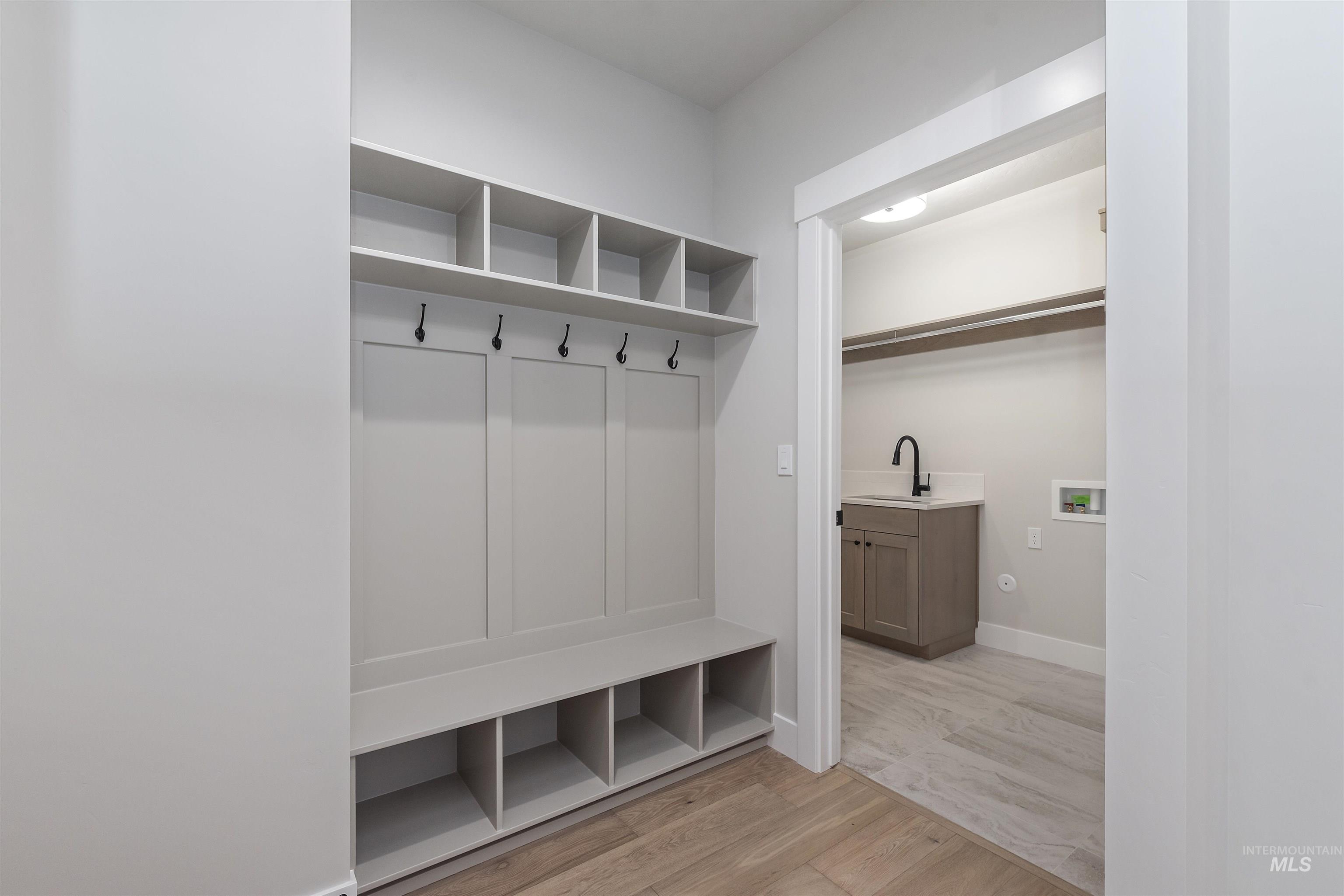 6612 N Good Drive, Eagle, Idaho 83629, 3 Bedrooms, 2 Bathrooms, Residential For Sale, Price $616,880,MLS 98970791