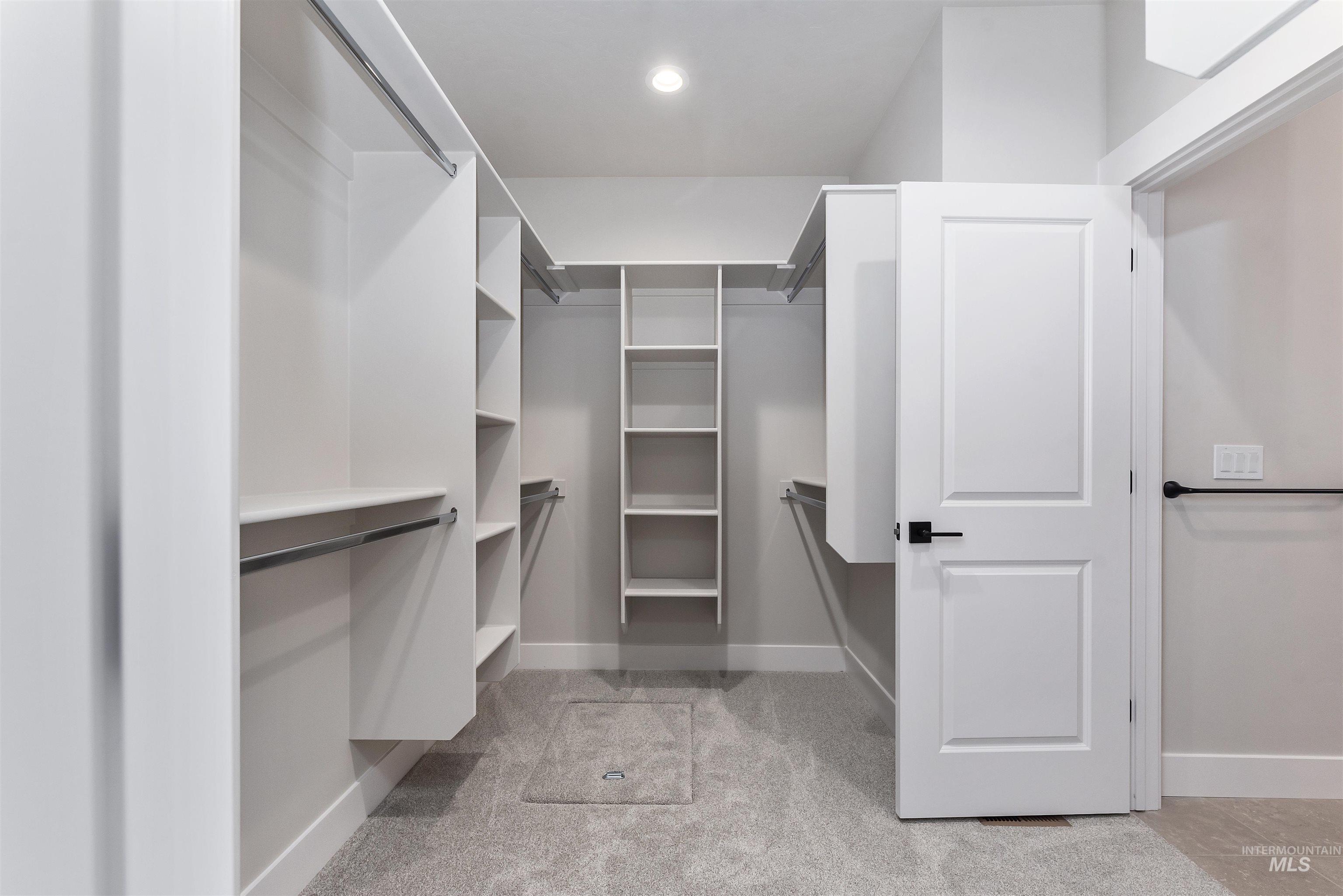 6612 N Good Drive, Eagle, Idaho 83629, 3 Bedrooms, 2 Bathrooms, Residential For Sale, Price $616,880,MLS 98970791