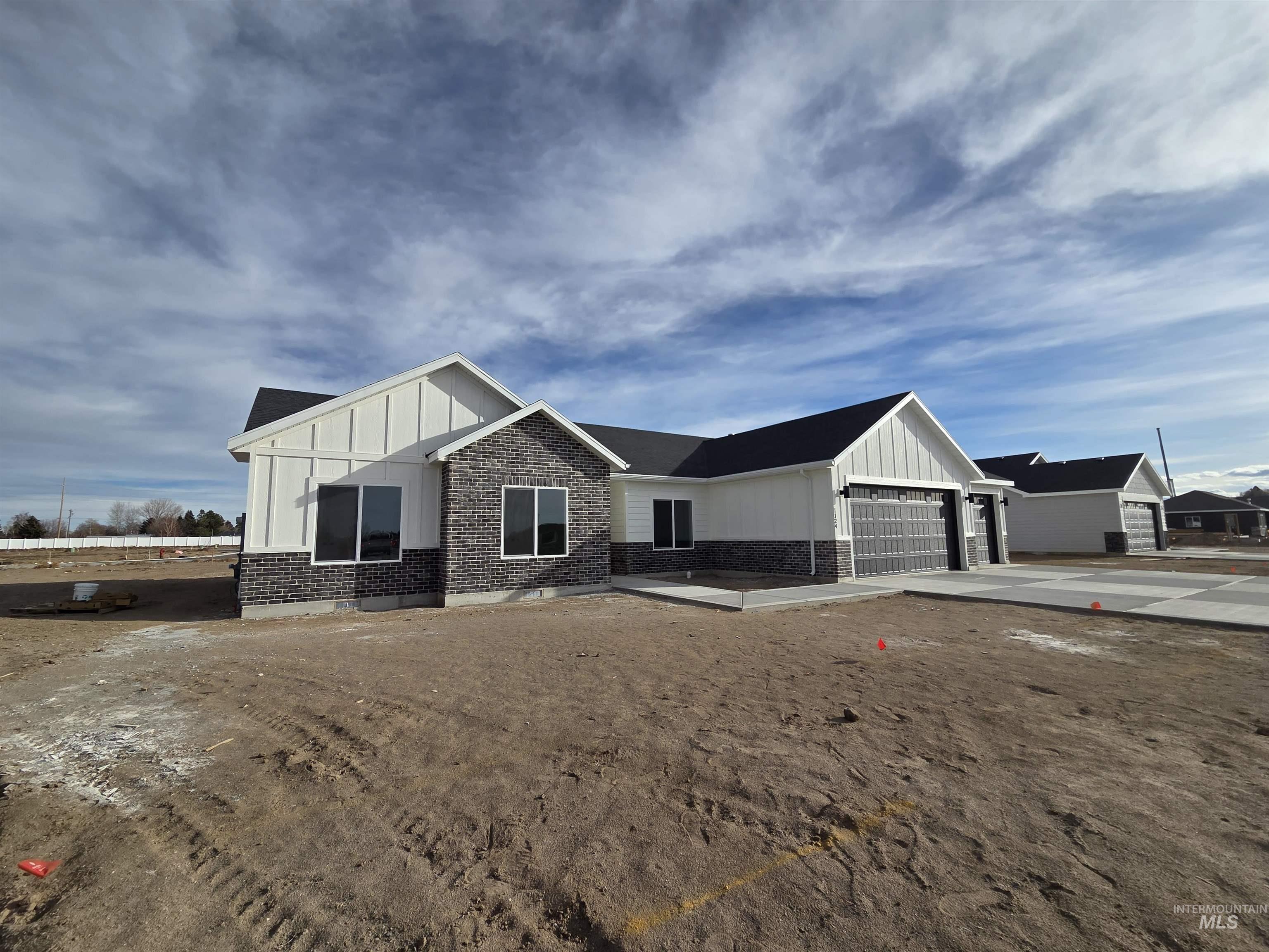 1124 Sage Lane, Rupert, Idaho 83350, 4 Bedrooms, 2 Bathrooms, Residential For Sale, Price $419,999,MLS 98970798