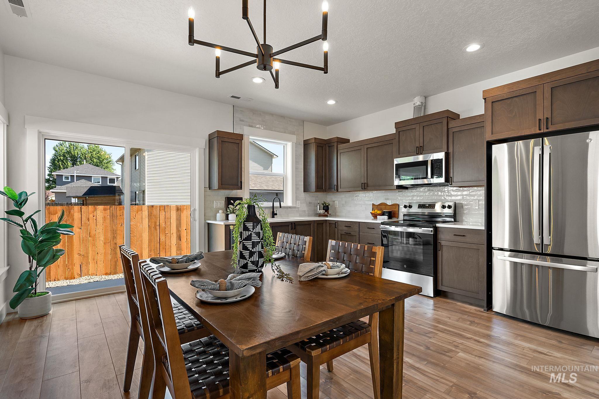 3821 N Jackie Ln, Boise, Idaho 83704, 4 Bedrooms, 3 Bathrooms, Residential For Sale, Price $479,000,MLS 98970800