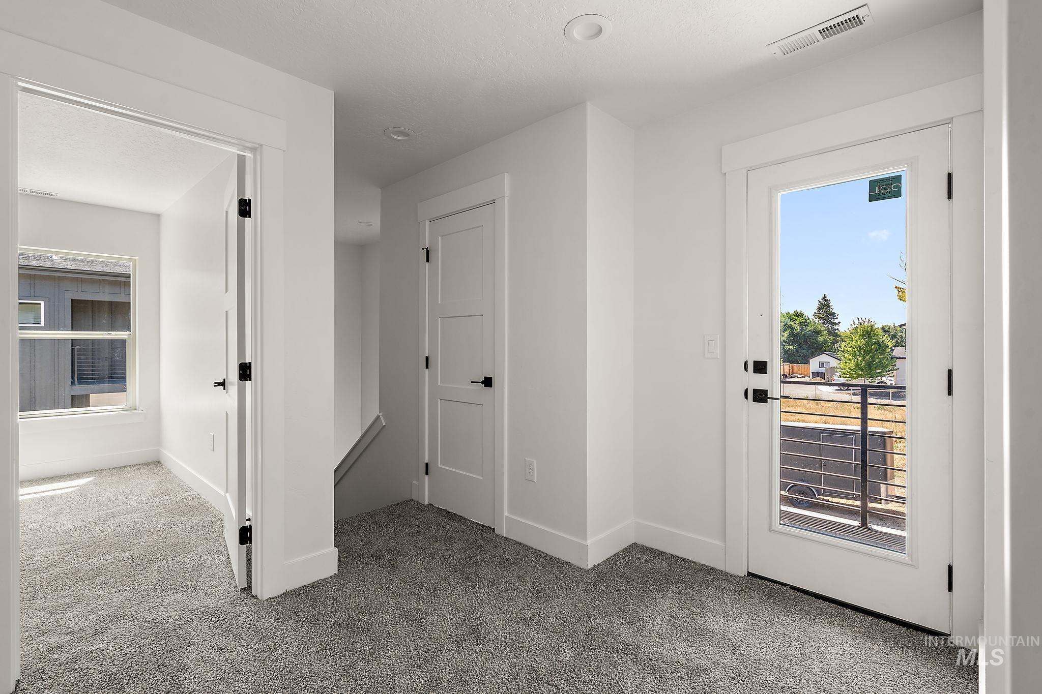 3821 N Jackie Ln, Boise, Idaho 83704, 4 Bedrooms, 3 Bathrooms, Residential For Sale, Price $479,000,MLS 98970800