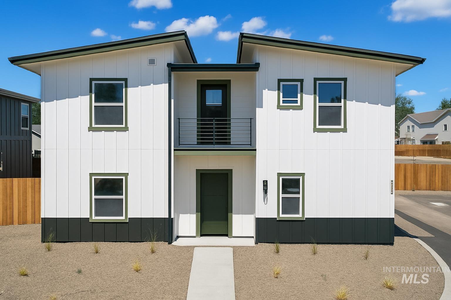 3821 N Jackie Ln, Boise, Idaho 83704, 4 Bedrooms, 3 Bathrooms, Residential For Sale, Price $479,000,MLS 98970800