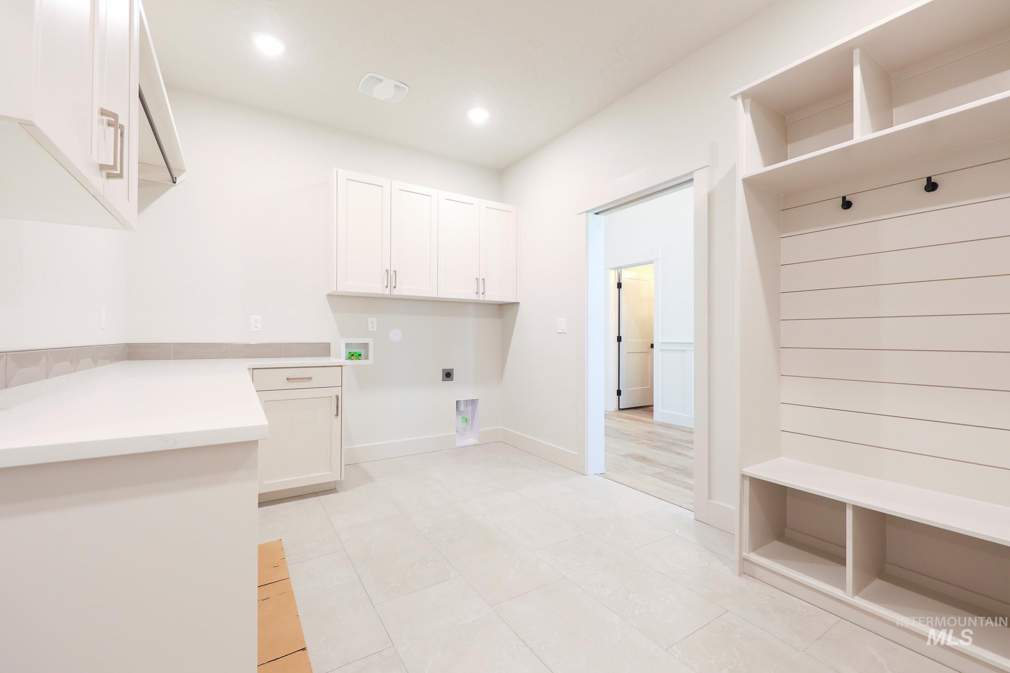 7195 E Merlin Hawk Ct, Nampa, Idaho 83686, 3 Bedrooms, 2 Bathrooms, Residential For Sale, Price $879,500,MLS 98970806