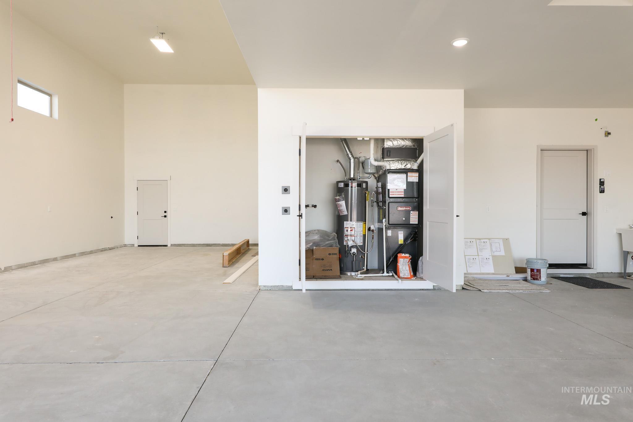 7195 E Merlin Hawk Ct, Nampa, Idaho 83686, 3 Bedrooms, 2 Bathrooms, Residential For Sale, Price $879,500,MLS 98970806