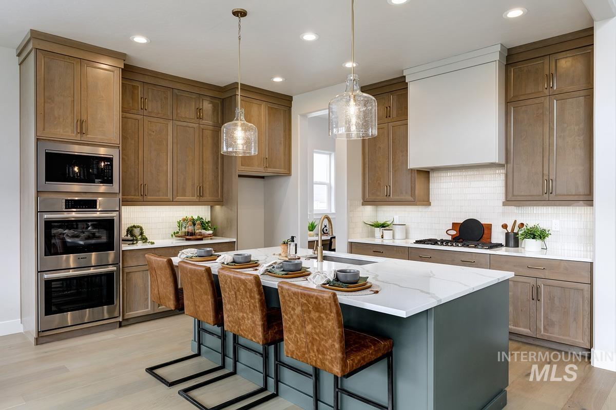 21637 Appaloosa Ave, Star, Idaho 83669, 3 Bedrooms, 3 Bathrooms, Residential For Sale, Price $1,023,002,MLS 98970807