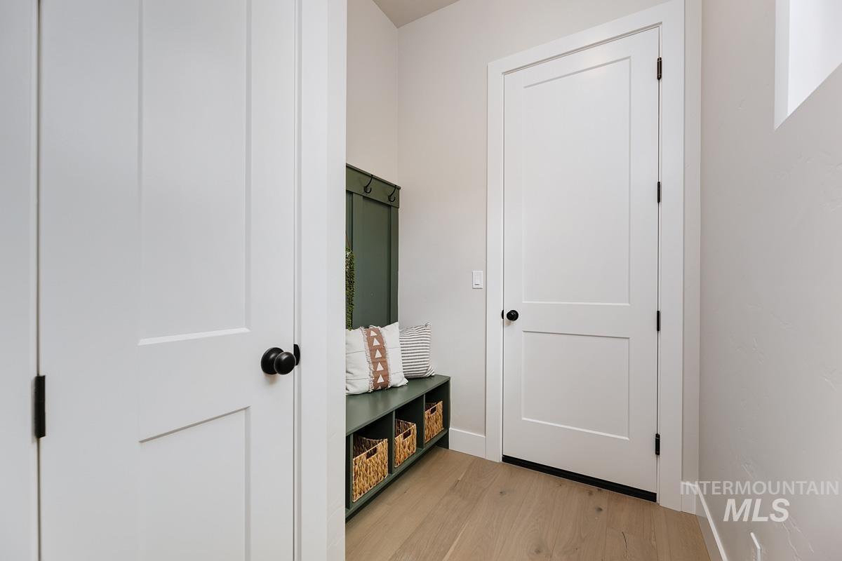 21637 Appaloosa Ave, Star, Idaho 83669, 3 Bedrooms, 3 Bathrooms, Residential For Sale, Price $1,023,002,MLS 98970807