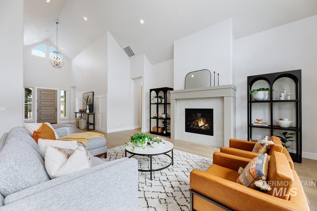 21637 Appaloosa Ave, Star, Idaho 83669, 3 Bedrooms, 3 Bathrooms, Residential For Sale, Price $1,023,002,MLS 98970807