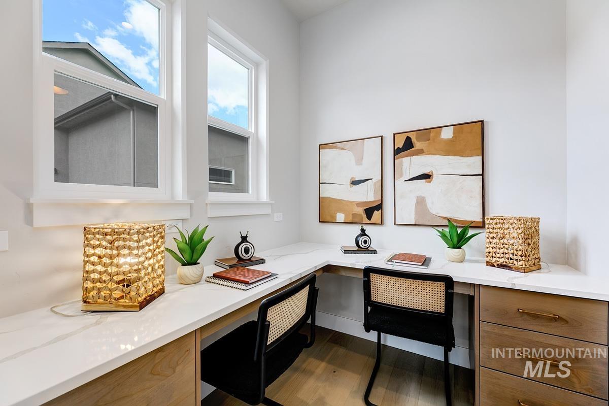 21637 Appaloosa Ave, Star, Idaho 83669, 3 Bedrooms, 3 Bathrooms, Residential For Sale, Price $1,023,002,MLS 98970807