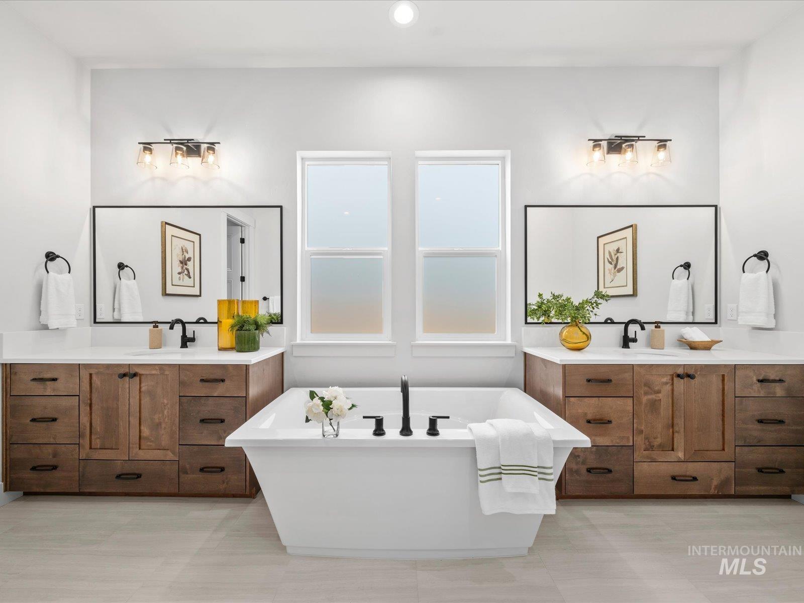 6900 Saddle Bred Way, Star, Idaho 83669, 3 Bedrooms, 3 Bathrooms, Residential For Sale, Price $962,514,MLS 98970810