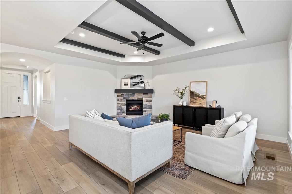 857 W Buroak, Meridian, Idaho 83642, 3 Bedrooms, 2.5 Bathrooms, Residential For Sale, Price $769,880,MLS 98970812