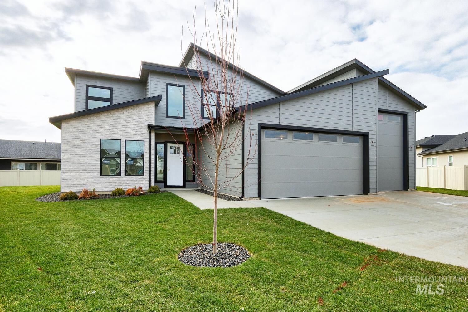 1419 W Morganite, Kuna, Idaho 83634, 4 Bedrooms, 2.5 Bathrooms, Residential For Sale, Price $699,999, 98970826