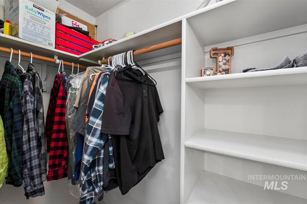 15328 N Shiko Way, Nampa, Idaho 83651, 3 Bedrooms, 2 Bathrooms, Residential For Sale, Price $379,000,MLS 98970829