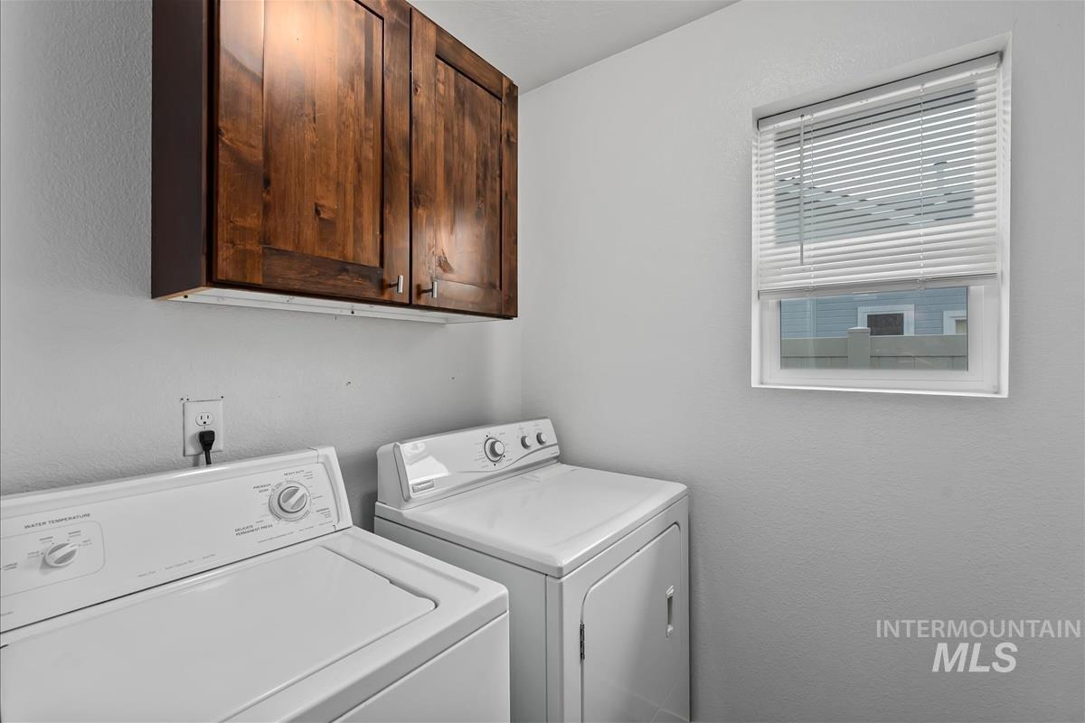 15328 N Shiko Way, Nampa, Idaho 83651, 3 Bedrooms, 2 Bathrooms, Residential For Sale, Price $379,000,MLS 98970829