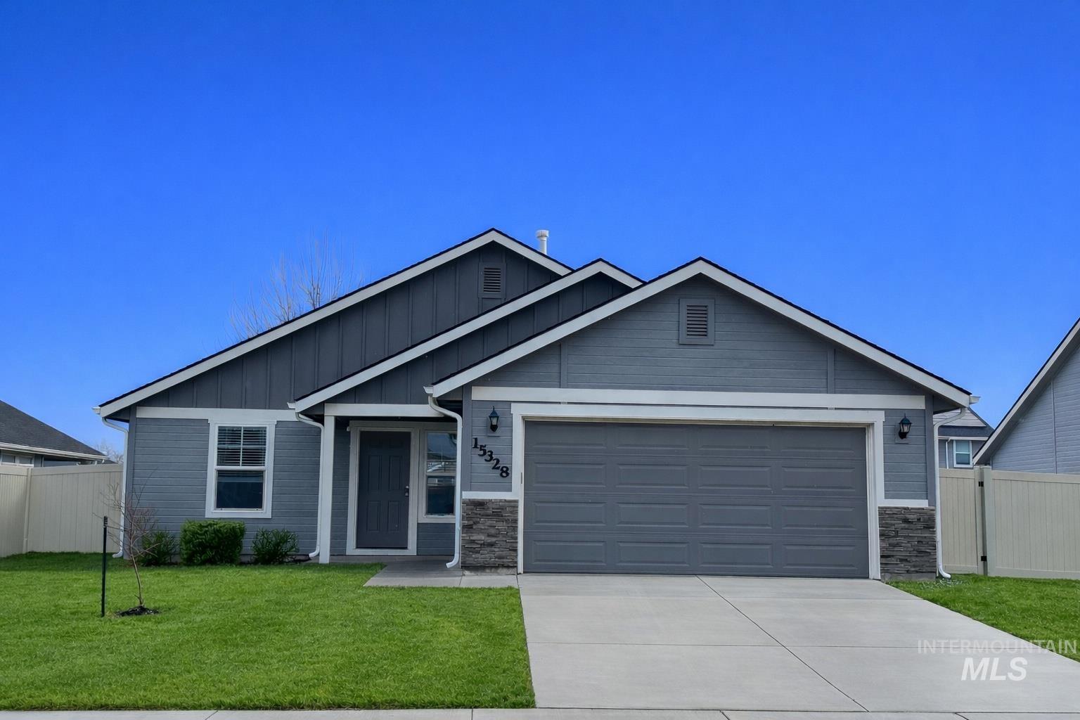 15328 N Shiko Way, Nampa, Idaho 83651, 3 Bedrooms, 2 Bathrooms, Residential For Sale, Price $369,000,MLS 98970829