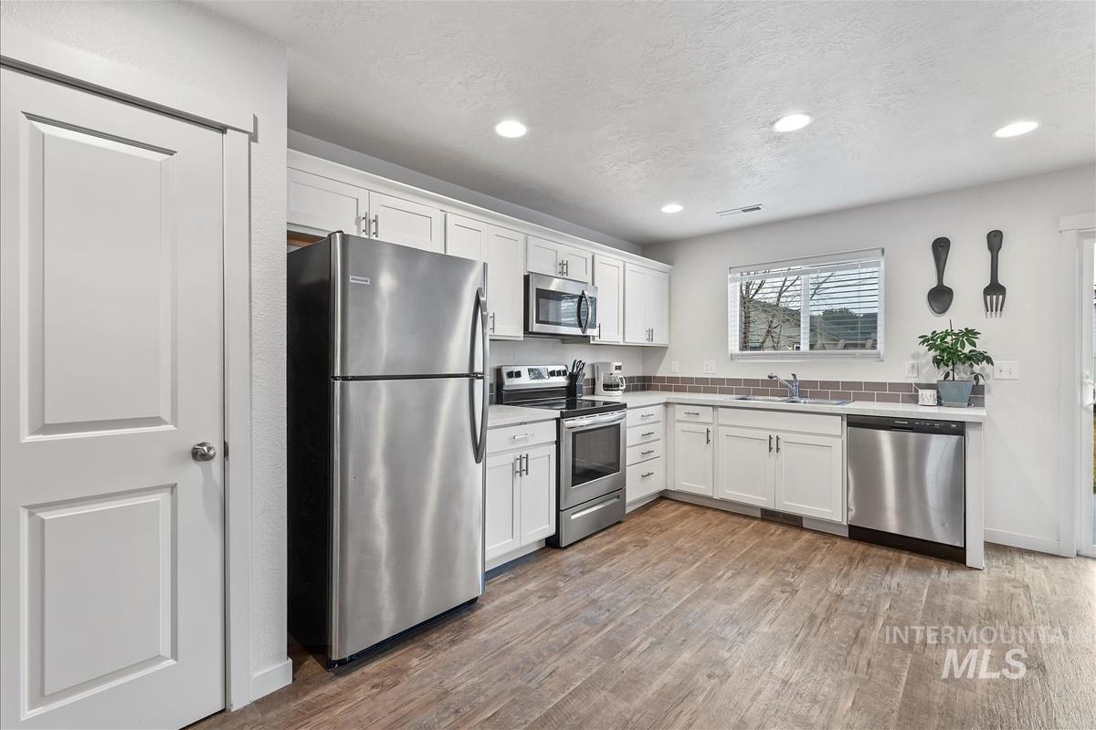 15328 N Shiko Way, Nampa, Idaho 83651, 3 Bedrooms, 2 Bathrooms, Residential For Sale, Price $379,000,MLS 98970829