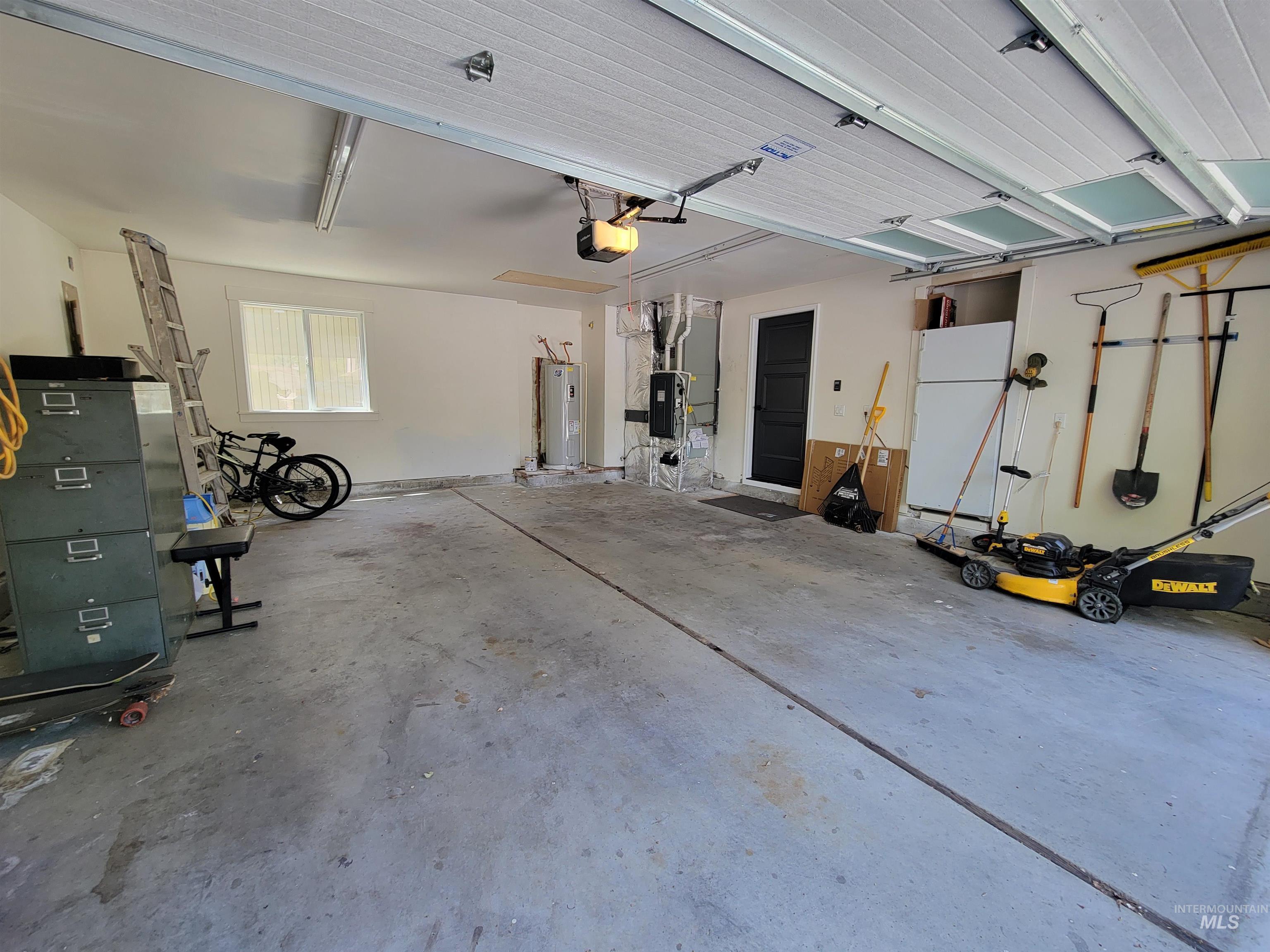 809 E Pennsylvania Dr, Boise, Idaho 83706, 4 Bedrooms, 3.5 Bathrooms, Residential For Sale, Price $914,900, 98970832