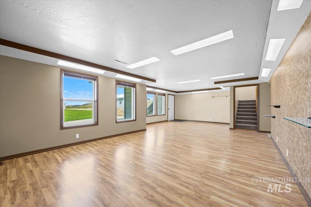 2490 Watts, Payette, Idaho 83661, 6 Bedrooms, 4 Bathrooms, Residential For Sale, Price $997,500,MLS 98970840