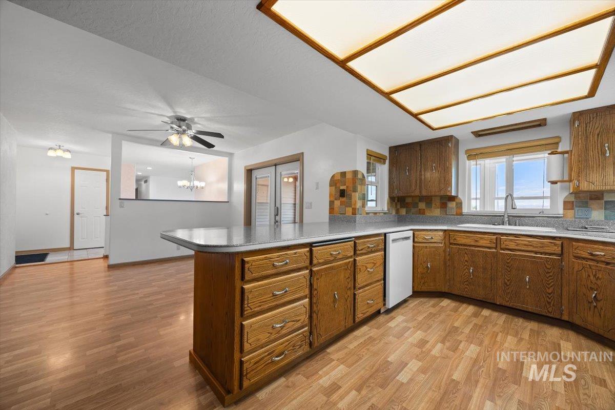 2490 Watts, Payette, Idaho 83661, 6 Bedrooms, 4 Bathrooms, Residential For Sale, Price $997,500,MLS 98970840